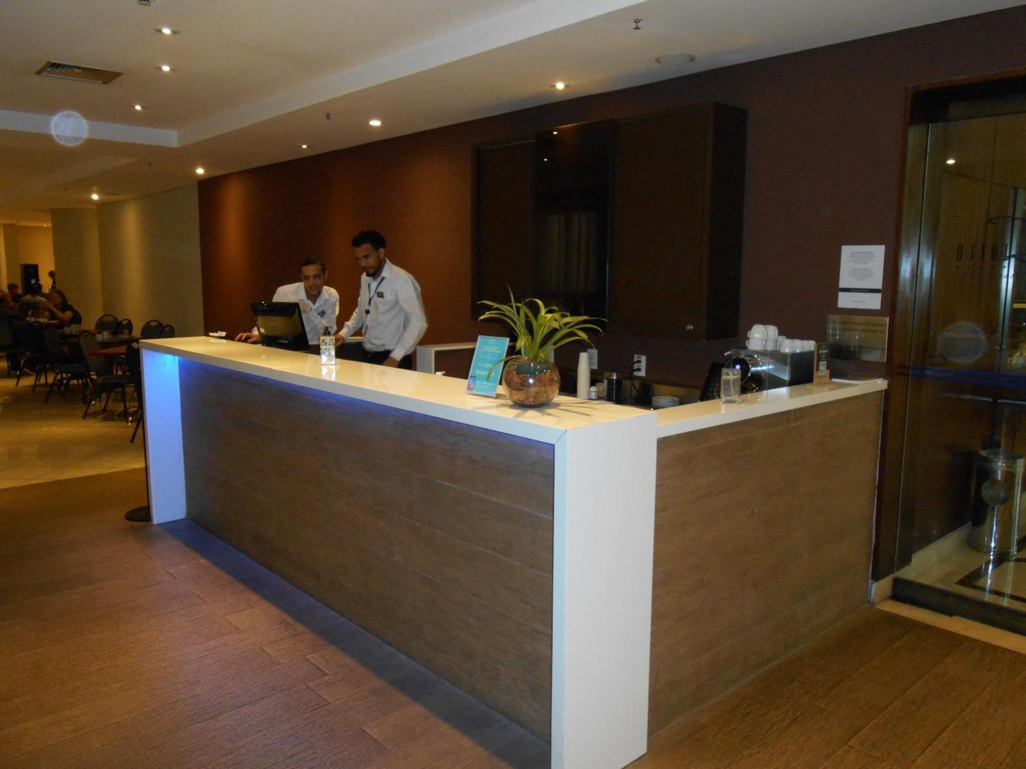 サンパウロ Flat Com Otima Localizacao Em Higienopolis - Affiliated By Meliaアパートホテル エクステリア 写真